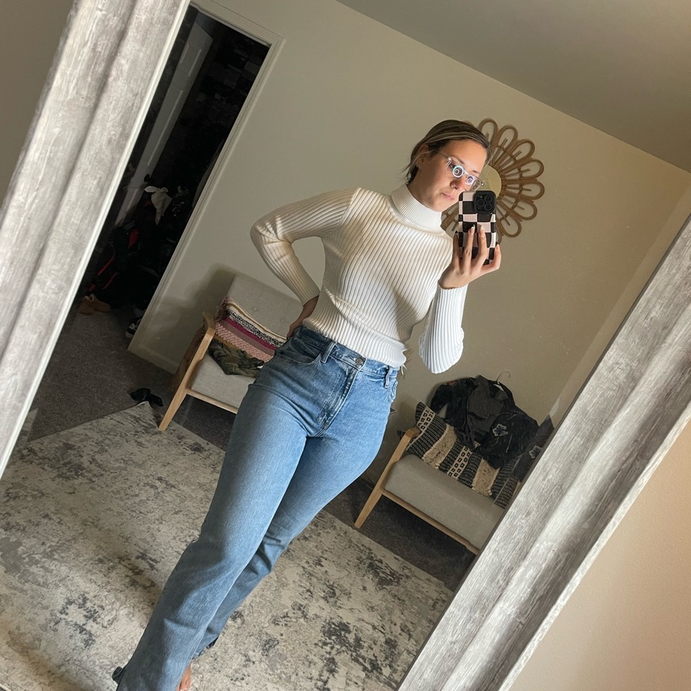 White turtle neck